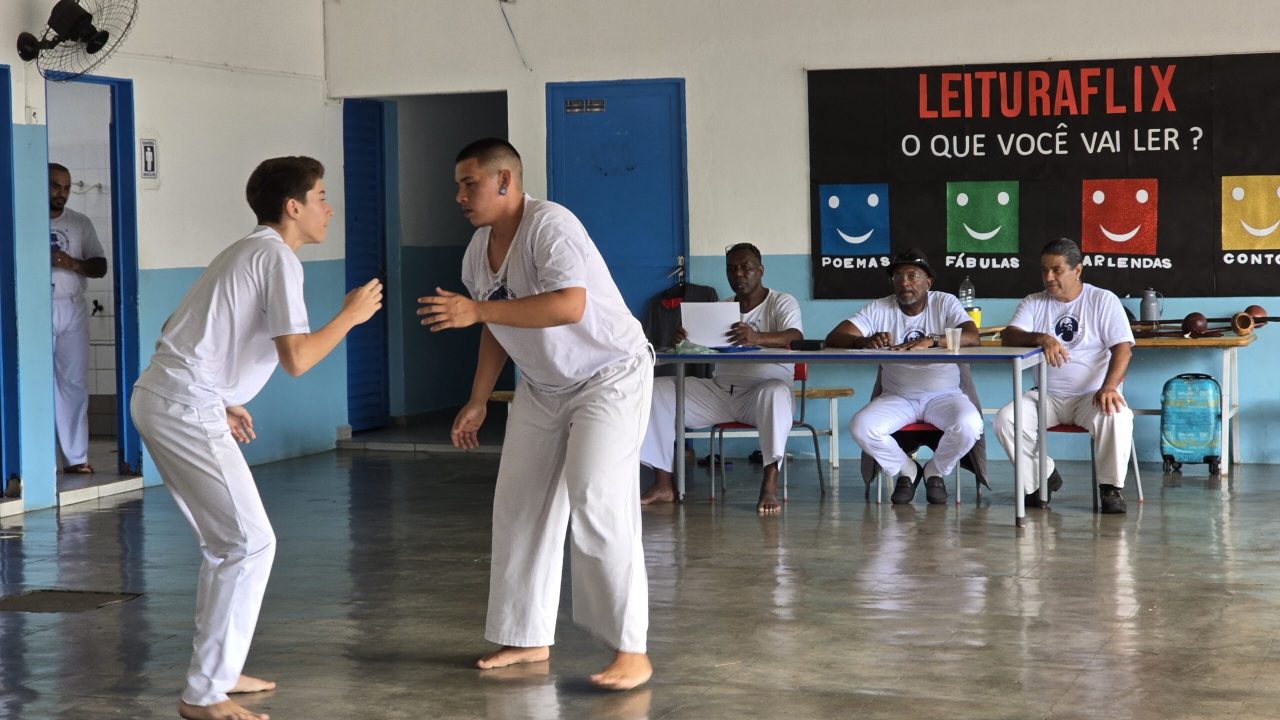 III Encontro de Capoeira Regional com a Filhos de Bimba Escola de Capoeira